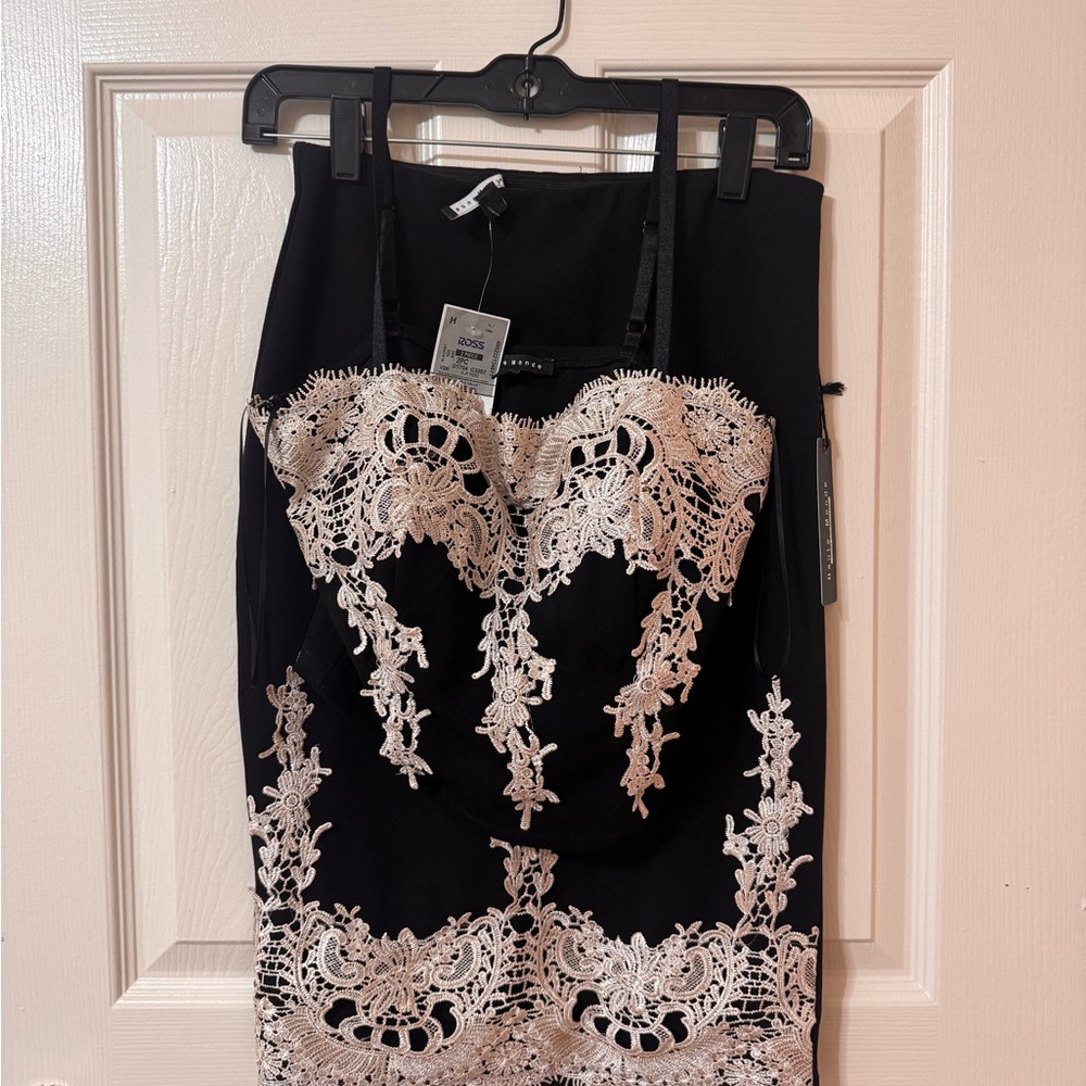 BONGO Black and Cream Lace Pencil Skirt
